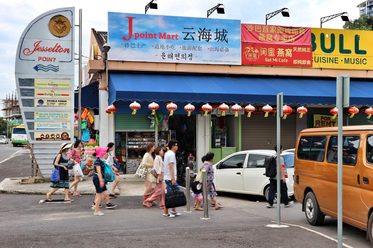 Escape Backpackers Kk Vandrarhem Kota Kinabalu Exteriör bild
